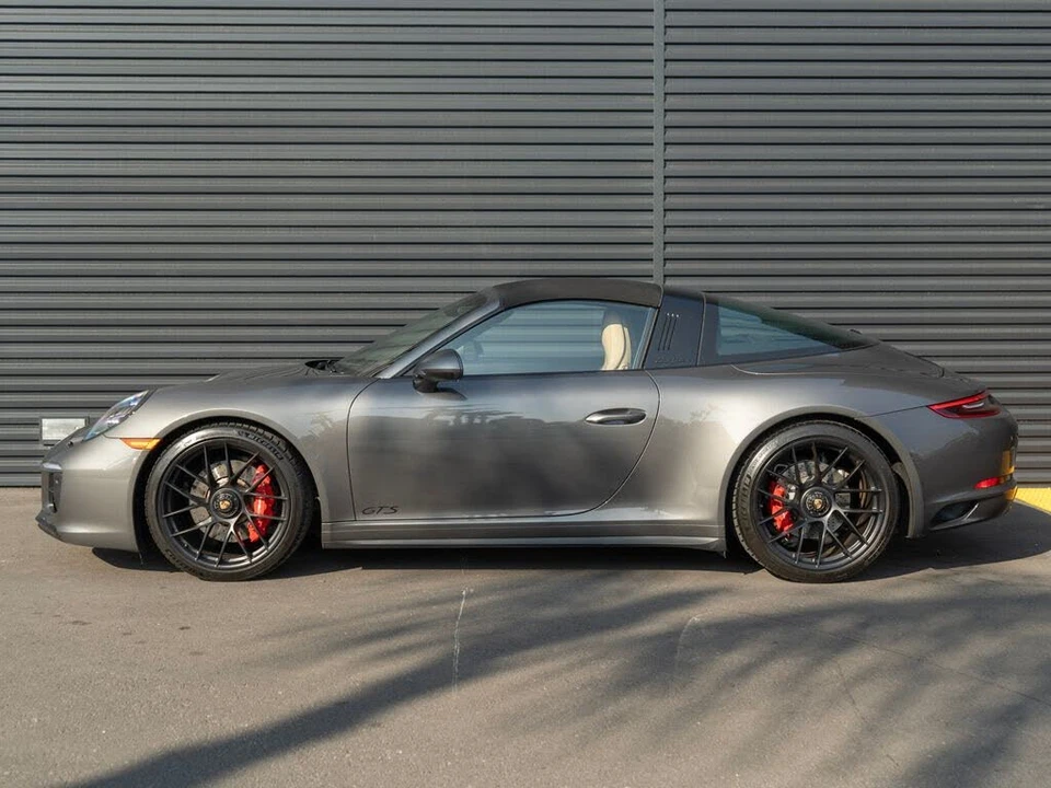 2017 Porsche 991 Targa 4 GTS - Image 2 of 31