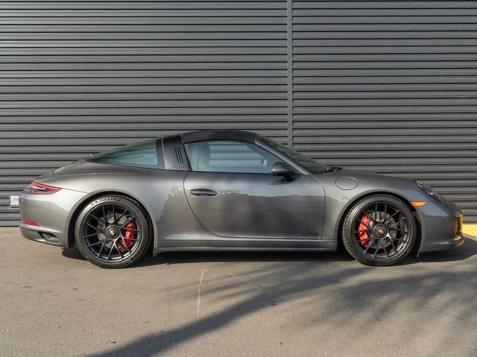 2017 Porsche 991 Targa 4 GTS - Image 8 of 31