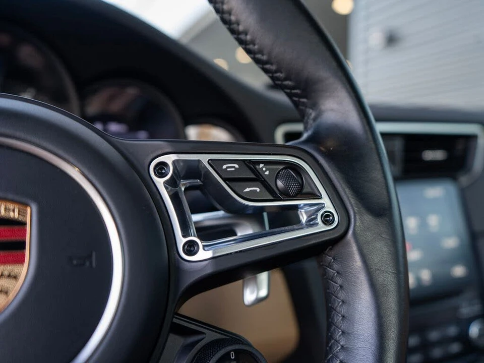 2017 Porsche 991 Targa 4 GTS - Image 22 of 31