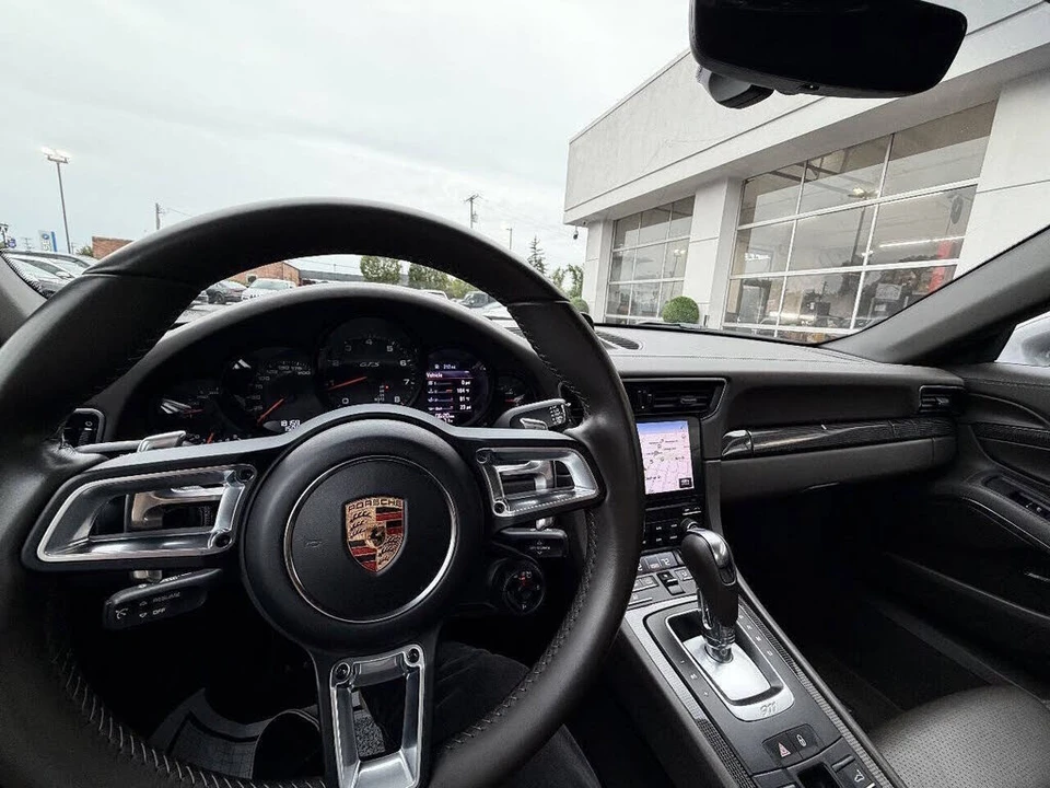 2017 Porsche 991 Targa 4 GTS - Image 21 of 31