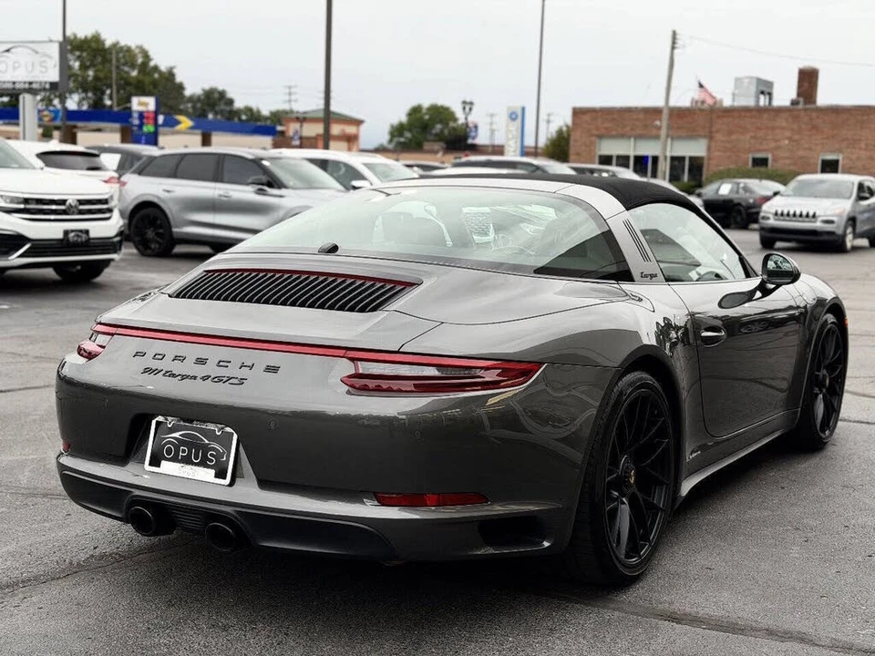 2017 Porsche 991 Targa 4 GTS - Image 5 of 31