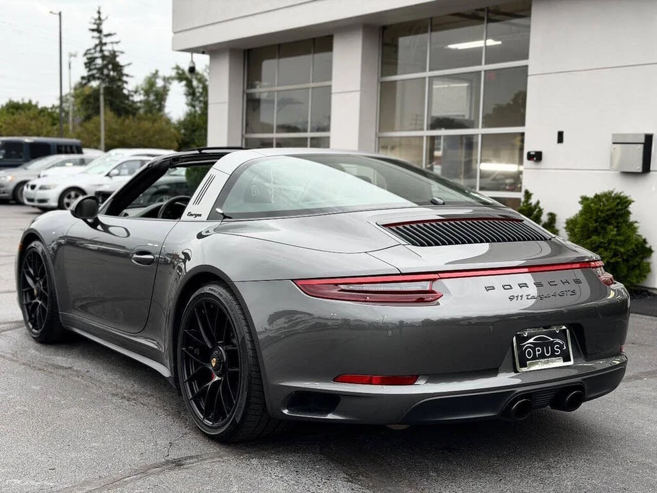2017 Porsche 991 Targa 4 GTS - Image 26 of 31