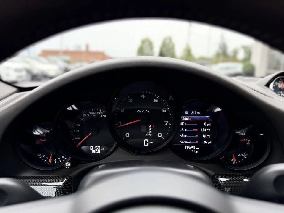 2017 Porsche 991 Targa 4 GTS - Image 18 of 31