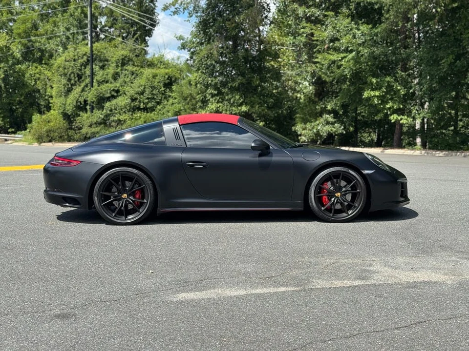 2017 Porsche 991 Targa 4 GTS - Image 14 of 31