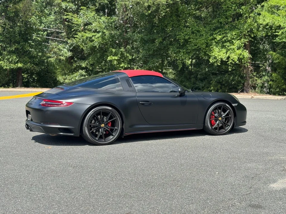 2017 Porsche 991 Targa 4 GTS - Image 13 of 31