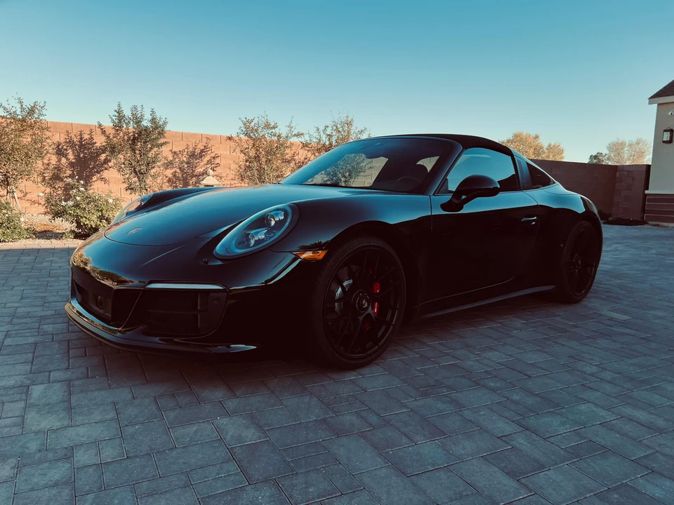 2017 Porsche 991 Targa 4 GTS - Image 8 of 31