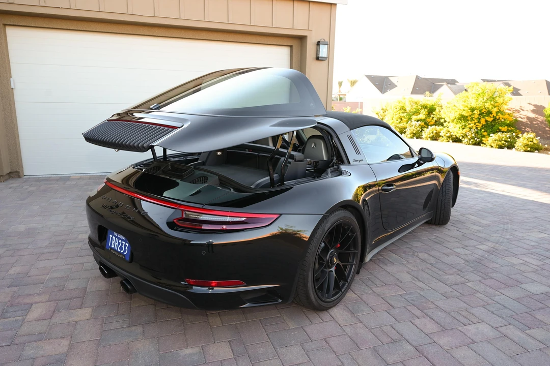 2017 Porsche 991 Targa 4 GTS - Image 13 of 31
