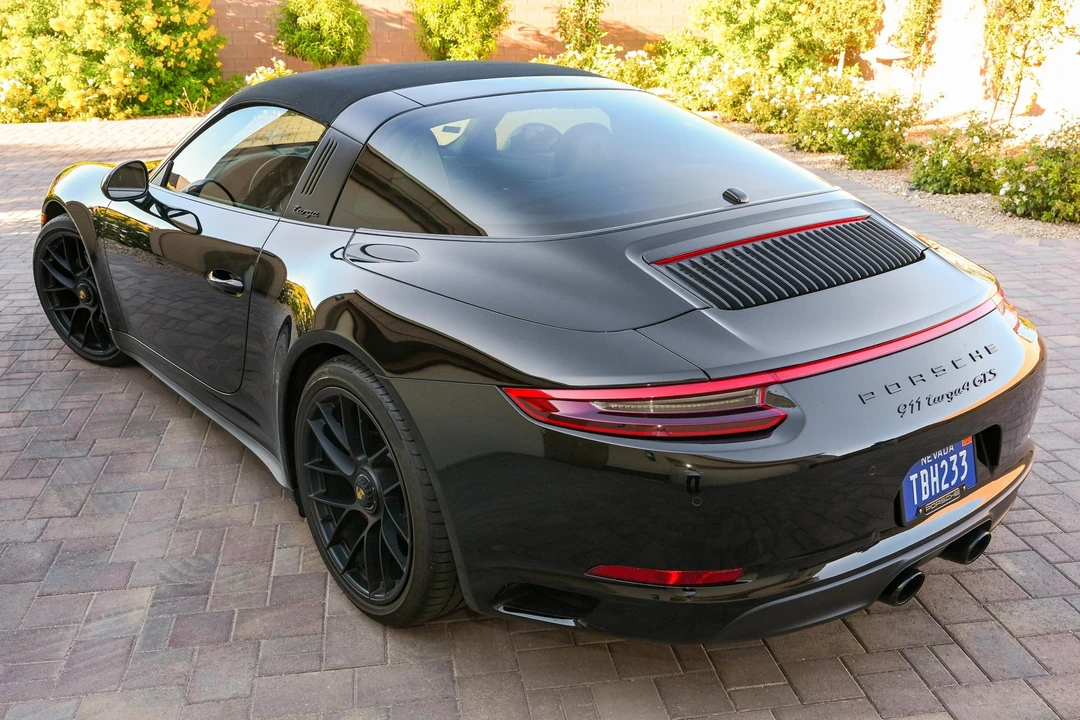 2017 Porsche 991 Targa 4 GTS - Image 4 of 31