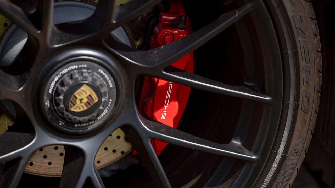 2017 Porsche 991 Targa 4 GTS - Image 30 of 31