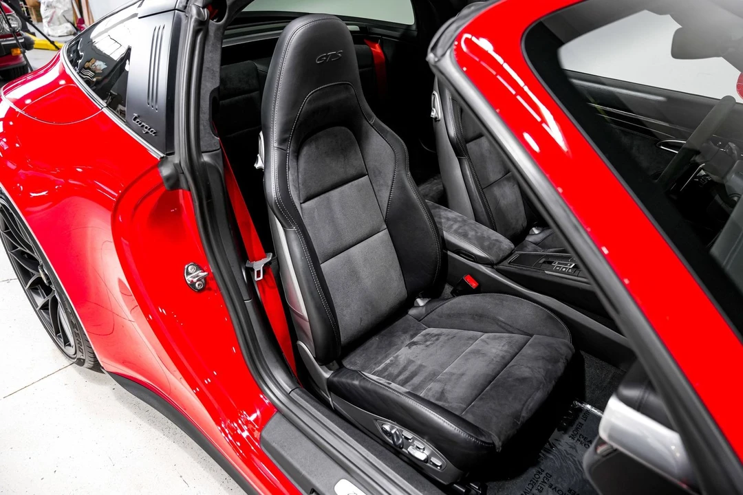 2017 Porsche 991 Targa 4 GTS - Image 28 of 31