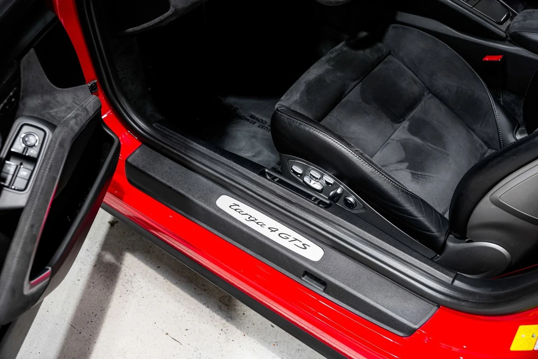 2017 Porsche 991 Targa 4 GTS - Image 24 of 31