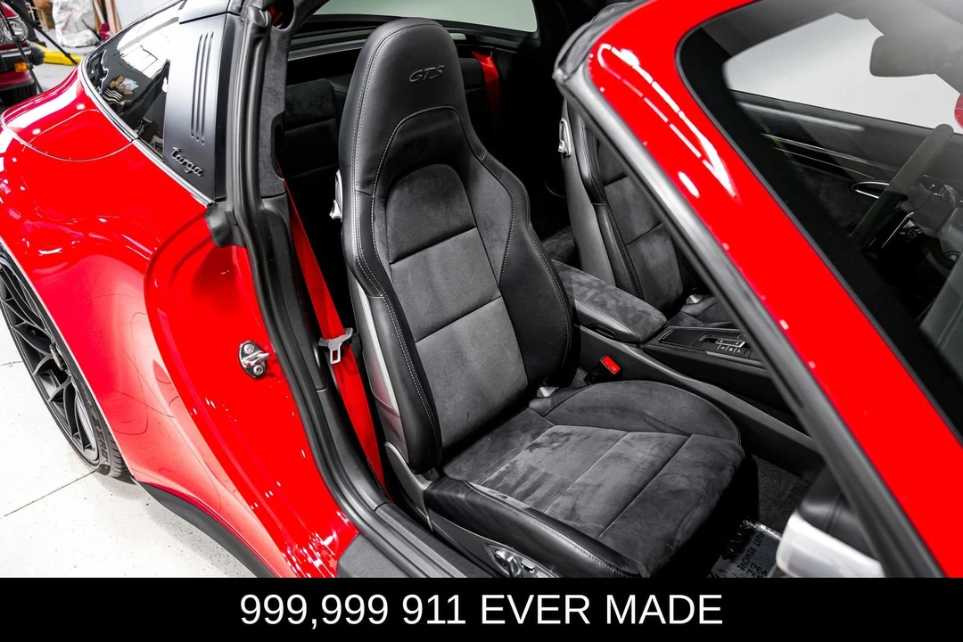 2017 Porsche 991 Targa 4 GTS - Image 28 of 31