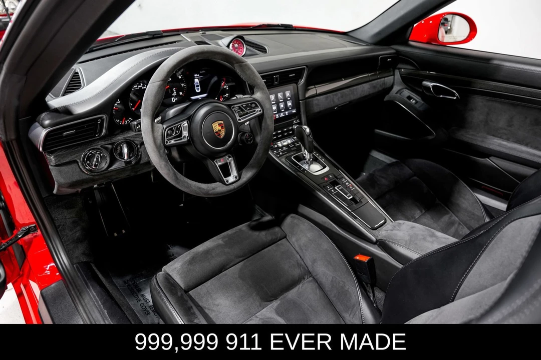 2017 Porsche 991 Targa 4 GTS - Image 10 of 31