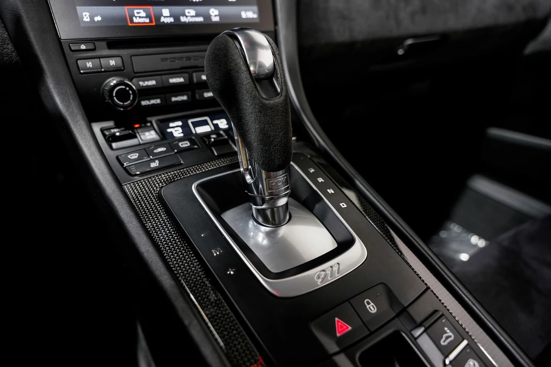 2017 Porsche 991 Targa 4 GTS - Image 16 of 31