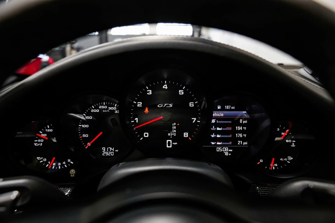 2017 Porsche 991 Targa 4 GTS - Image 12 of 31