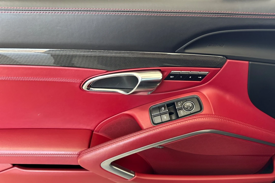 2017 Porsche 991 Targa 4 GTS - Image 13 of 21