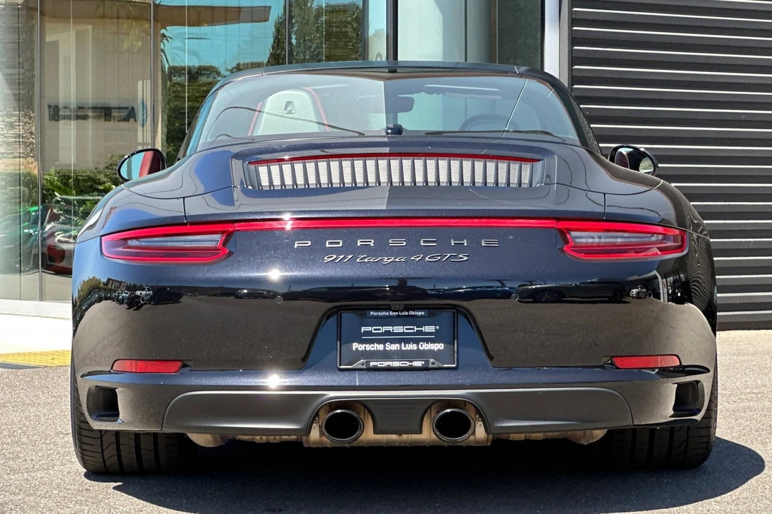 2017 Porsche 991 Targa 4 GTS - Image 7 of 31