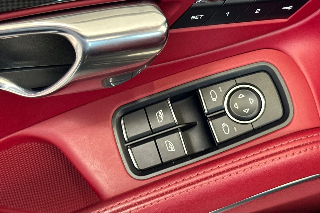 2017 Porsche 991 Targa 4 GTS - Image 14 of 21