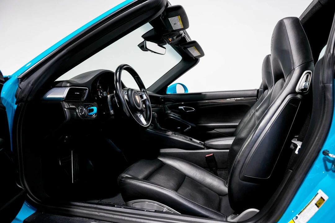 2017 Porsche 991 Targa 4 GTS - Image 20 of 21