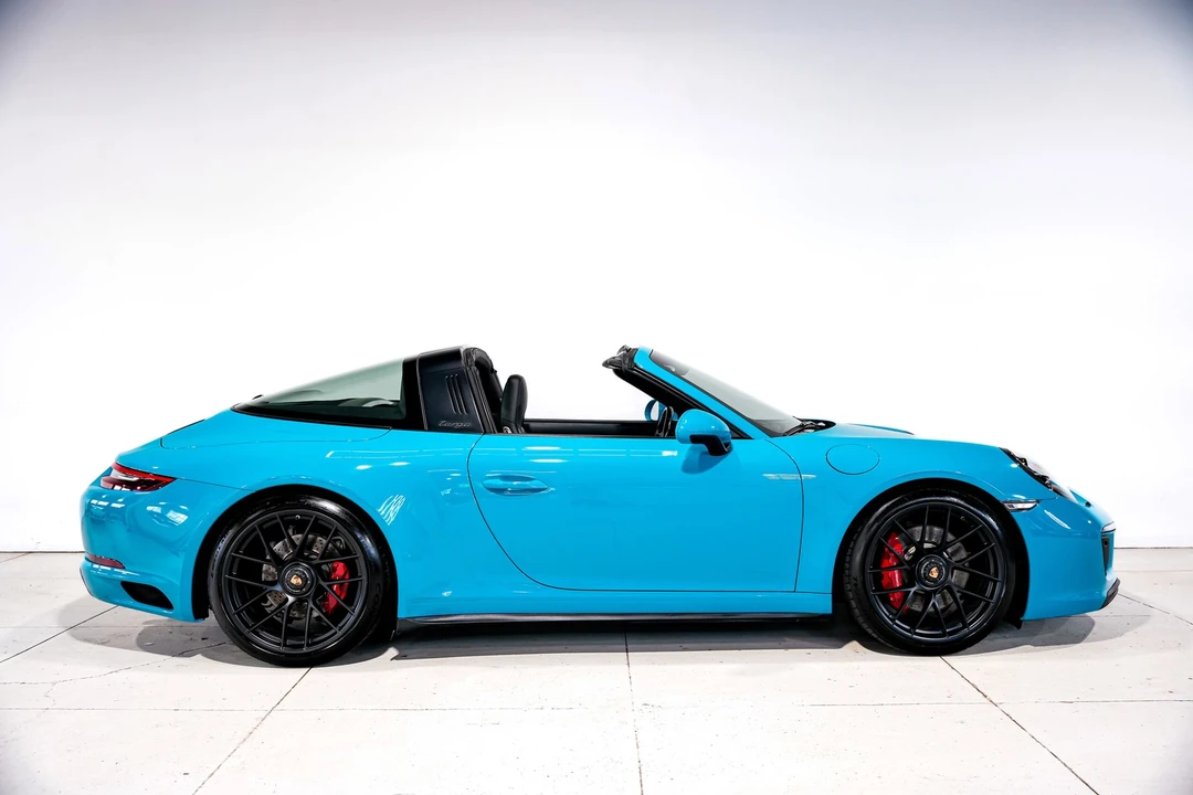 2017 Porsche 991 Targa 4 GTS - Image 2 of 12