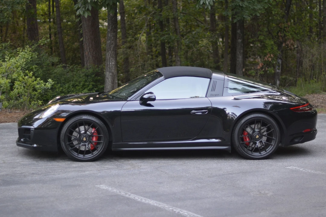 2017 Porsche 991 Targa 4 GTS - Image 6 of 9