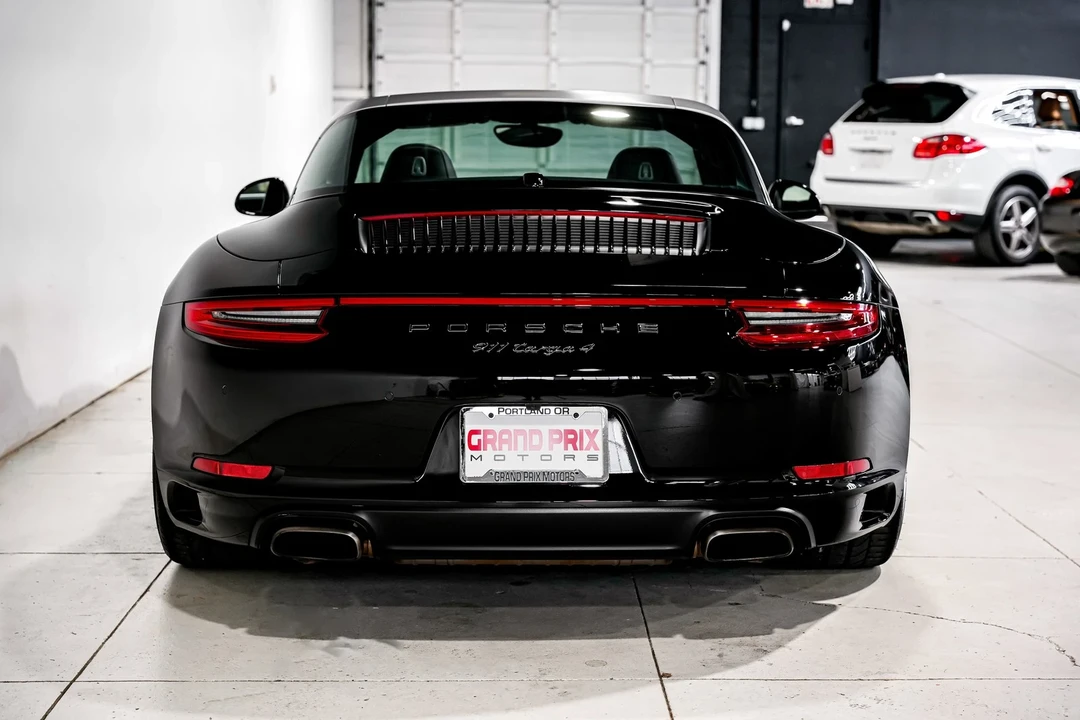 2017 Porsche 991 Targa 4 & 4S - Image 4 of 12