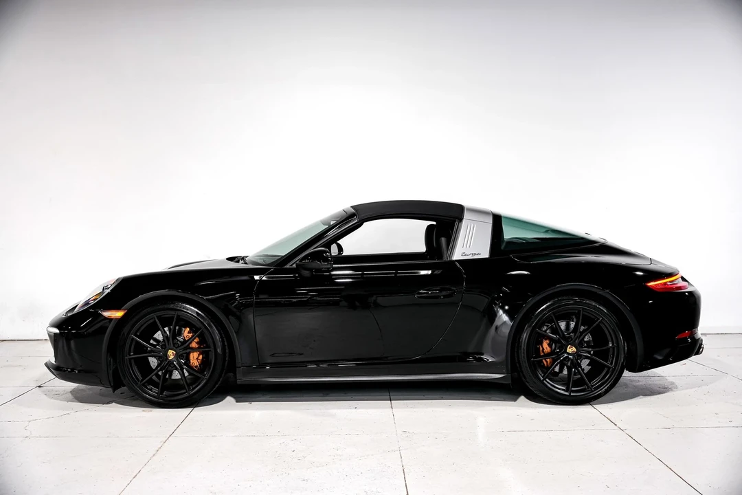2017 Porsche 991 Targa 4 & 4S - Image 7 of 12