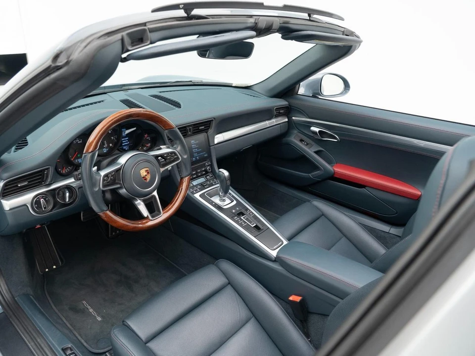 2017 Porsche 991 Targa 4 & 4S - Image 5 of 31