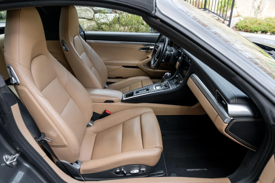 2017 Porsche 991 Targa 4 & 4S - Image 22 of 31