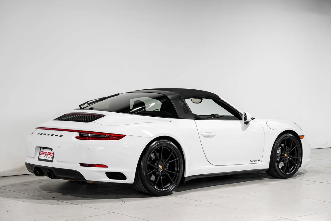 2017 Porsche 991 Targa 4 & 4S - Image 4 of 31