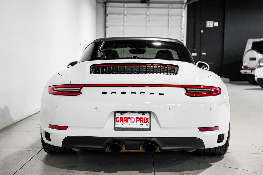 2017 Porsche 991 Targa 4 & 4S - Image 5 of 12