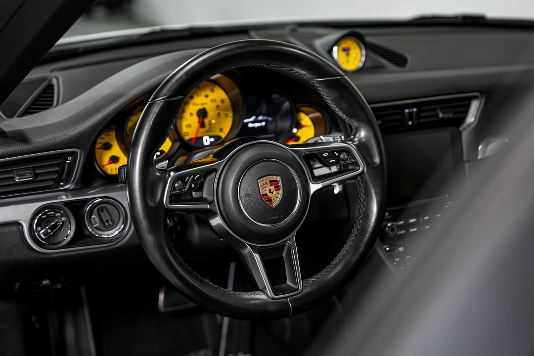 2017 Porsche 991 Targa 4 & 4S - Image 13 of 21