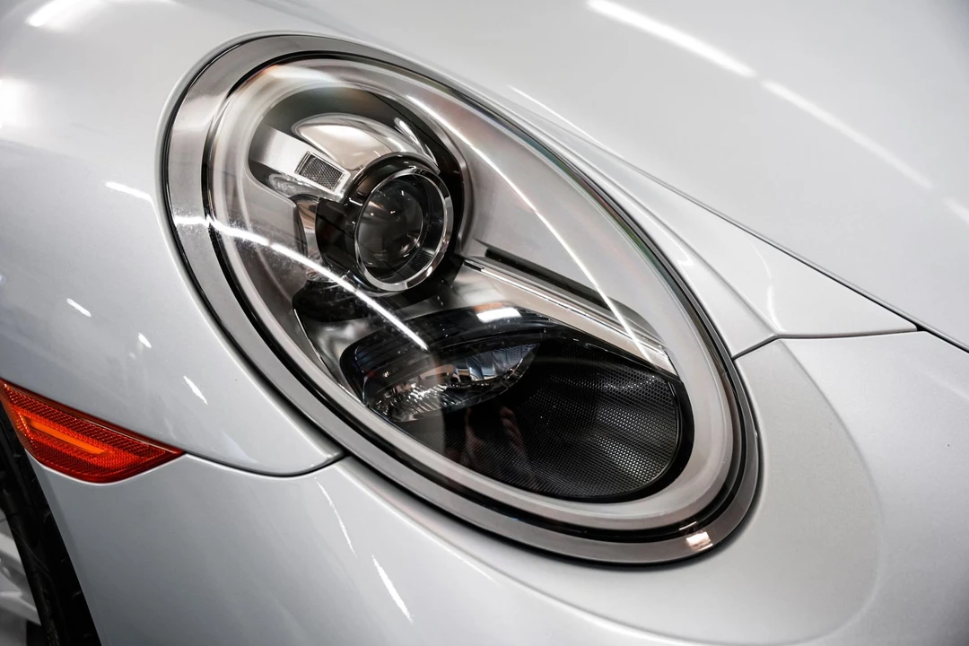 2017 Porsche 991 Targa 4 & 4S - Image 29 of 31