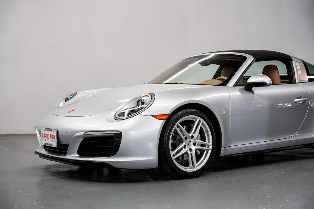 2017 Porsche 991 Targa 4 & 4S - Image 21 of 31