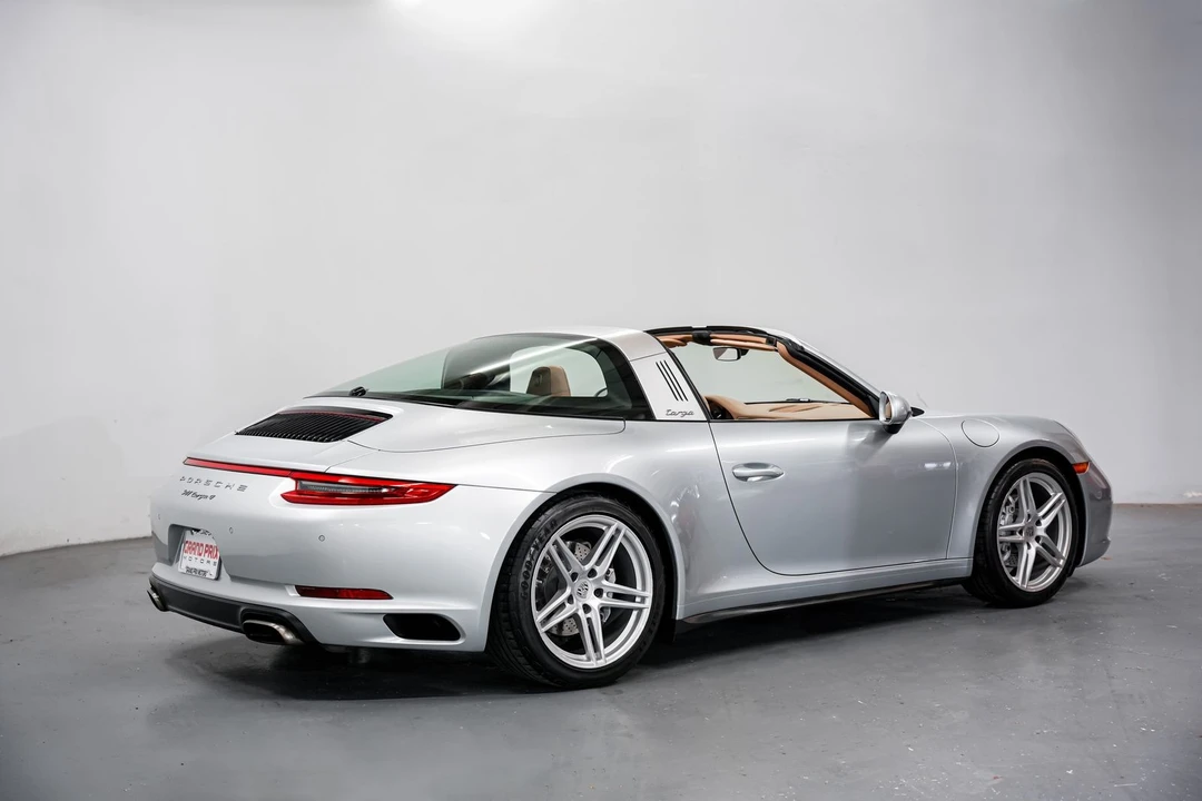 2017 Porsche 991 Targa 4 & 4S - Image 3 of 31