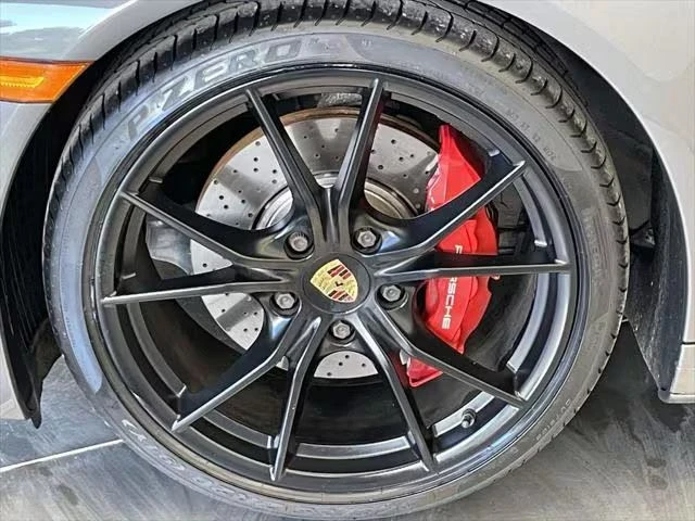 2017 Porsche 991 Targa 4 & 4S - Image 9 of 9