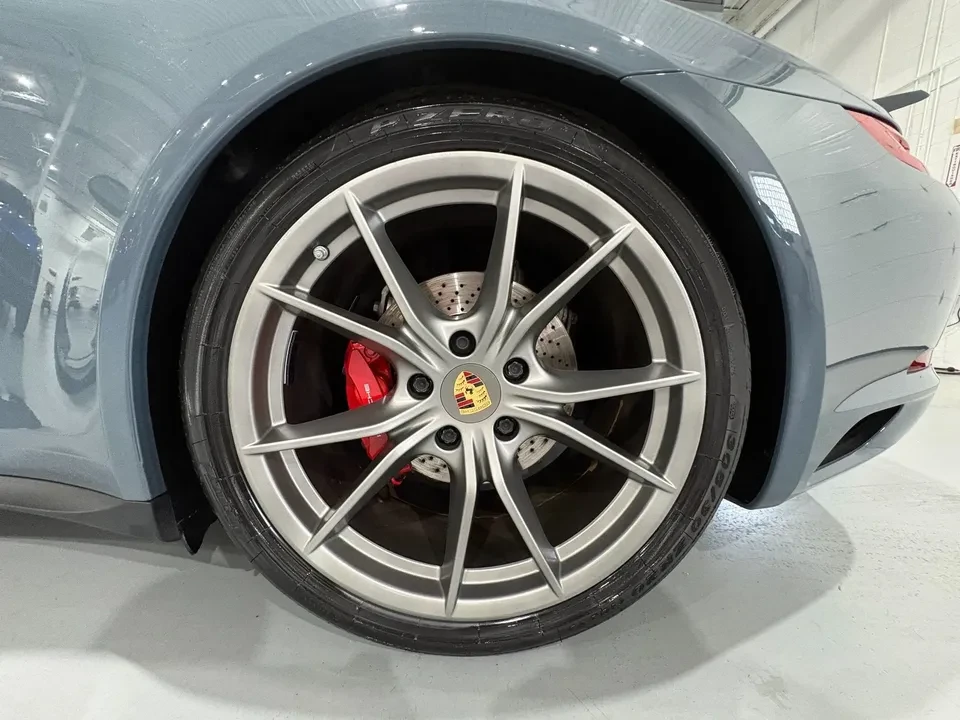 2017 Porsche 991 Targa 4 & 4S - Image 19 of 20