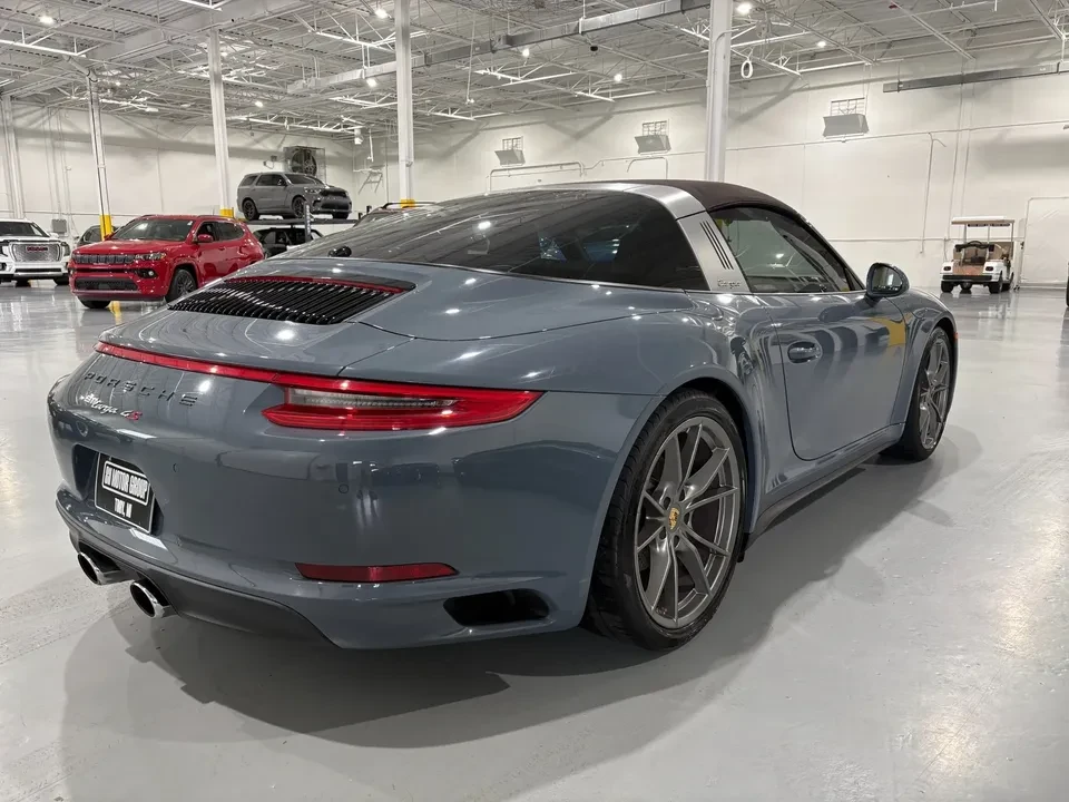 2017 Porsche 991 Targa 4 & 4S - Image 7 of 19