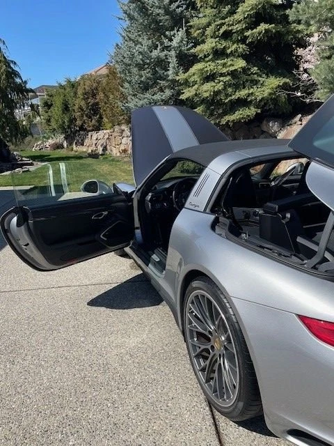 2017 Porsche 991 Targa 4 & 4S - Image 16 of 26