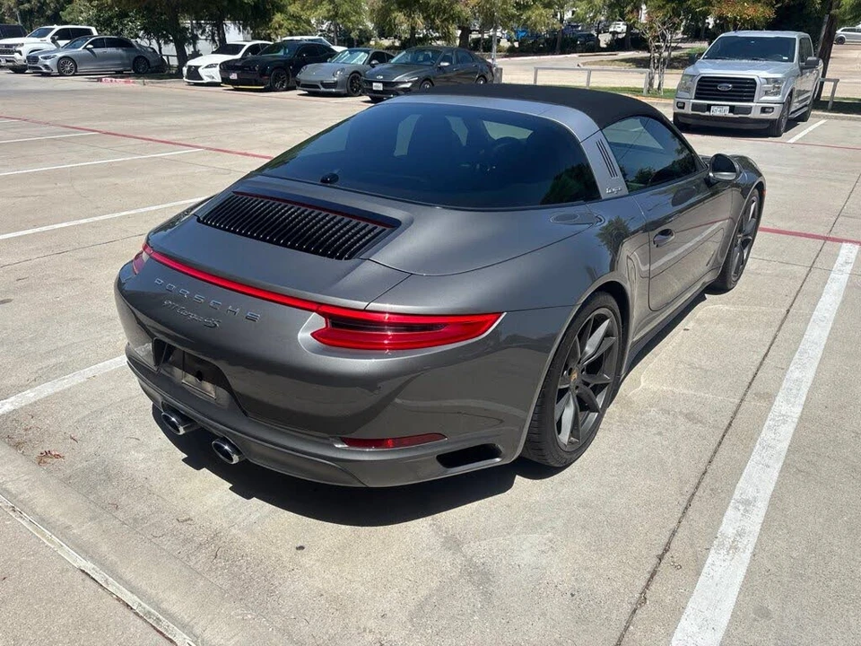2017 Porsche 991 Targa 4 & 4S - Image 9 of 9