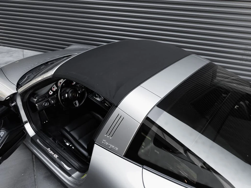 2017 Porsche 991 Targa 4 & 4S - Image 13 of 31