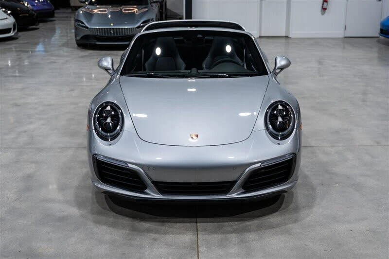 2017 Porsche 991 Targa 4 & 4S - Image 10 of 31