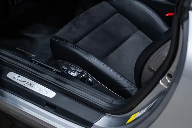 2017 Porsche 991 Targa 4 & 4S - Image 26 of 31