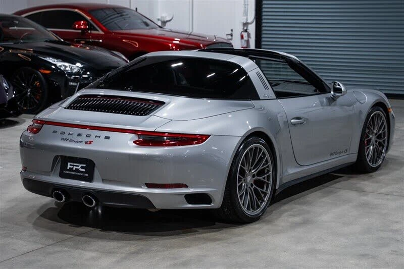 2017 Porsche 991 Targa 4 & 4S - Image 7 of 31