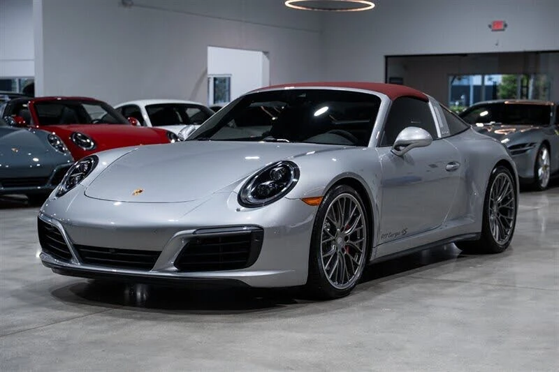 2017 Porsche 991 Targa 4 & 4S - Image 11 of 31