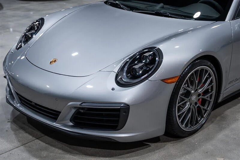 2017 Porsche 991 Targa 4 & 4S - Image 18 of 31