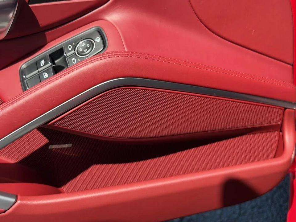 2017 Porsche 991 Targa 4 & 4S - Image 21 of 31