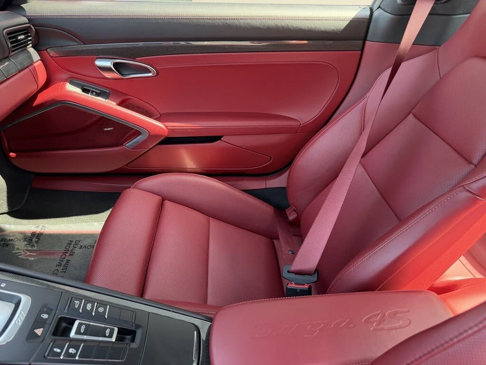 2017 Porsche 991 Targa 4 & 4S - Image 17 of 31