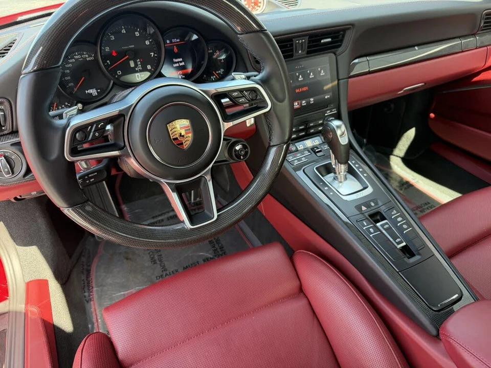2017 Porsche 991 Targa 4 & 4S - Image 16 of 31