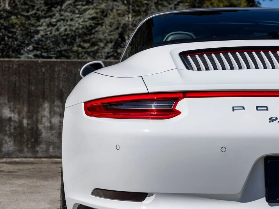 2017 Porsche 991 Targa 4 & 4S - Image 21 of 31